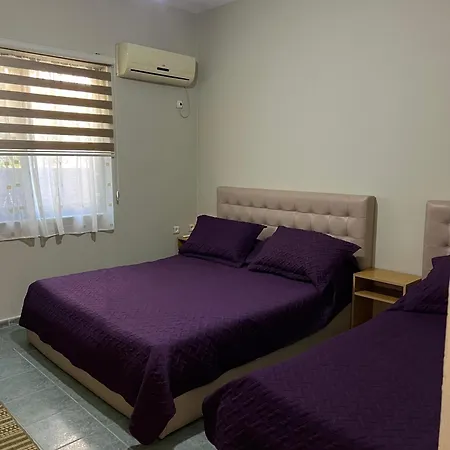 040 Hotel