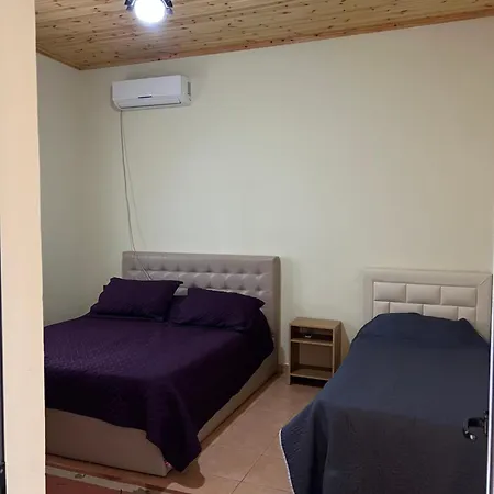 040 Hotel